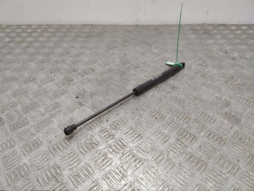 Амортизатор капота