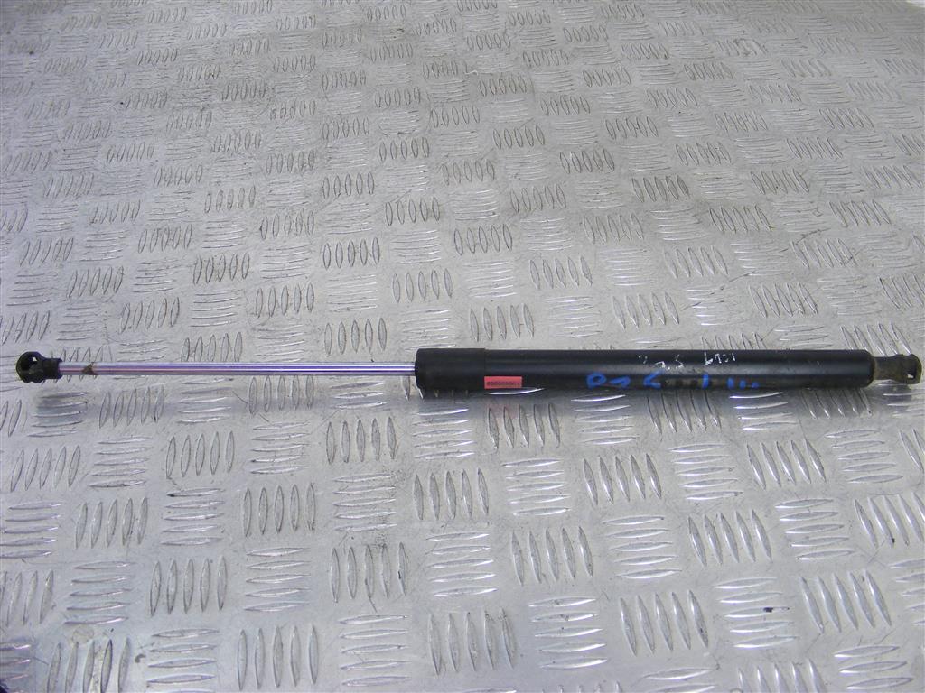 Амортизатор крышки багажника (3-5 двери) Renault Laguna 3 (2007-2015) 844300001
