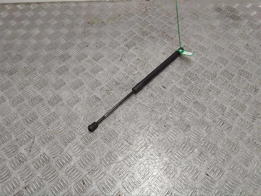 Амортизатор крышки багажника (3-5 двери)