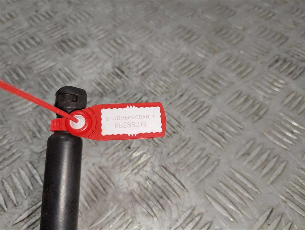 Амортизатор крышки багажника (3-5 двери)