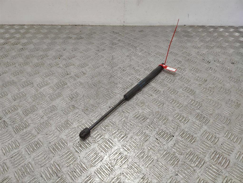 Амортизатор крышки багажника (3-5 двери)