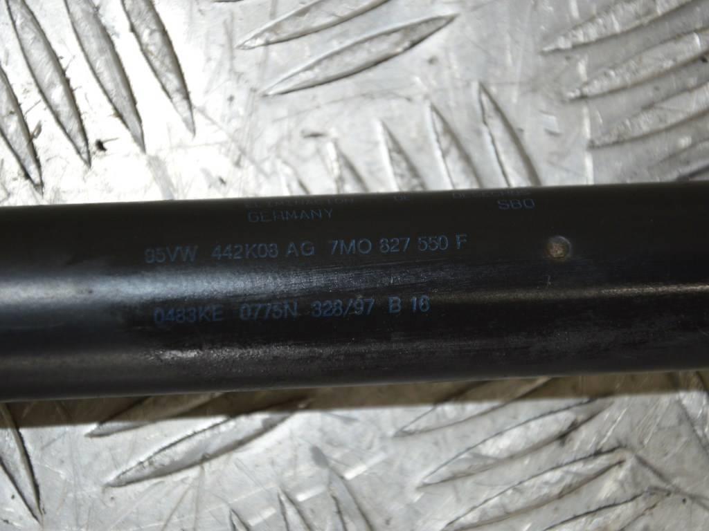 Амортизатор крышки багажника (3-5 двери)