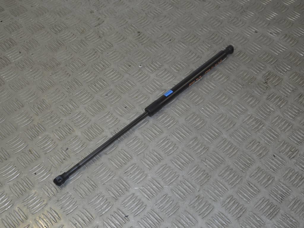 Амортизатор крышки багажника (3-5 двери)