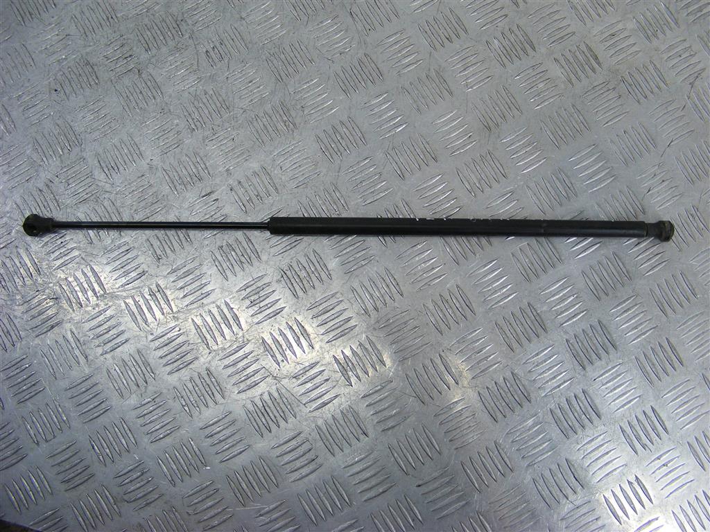 Амортизатор стекла багажника