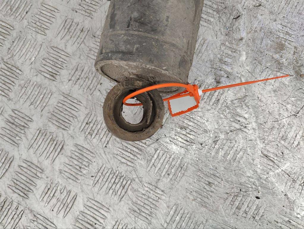 Амортизатор задний