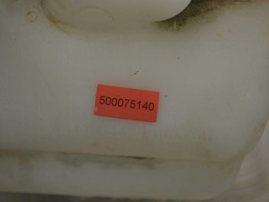 Бачок омывателя