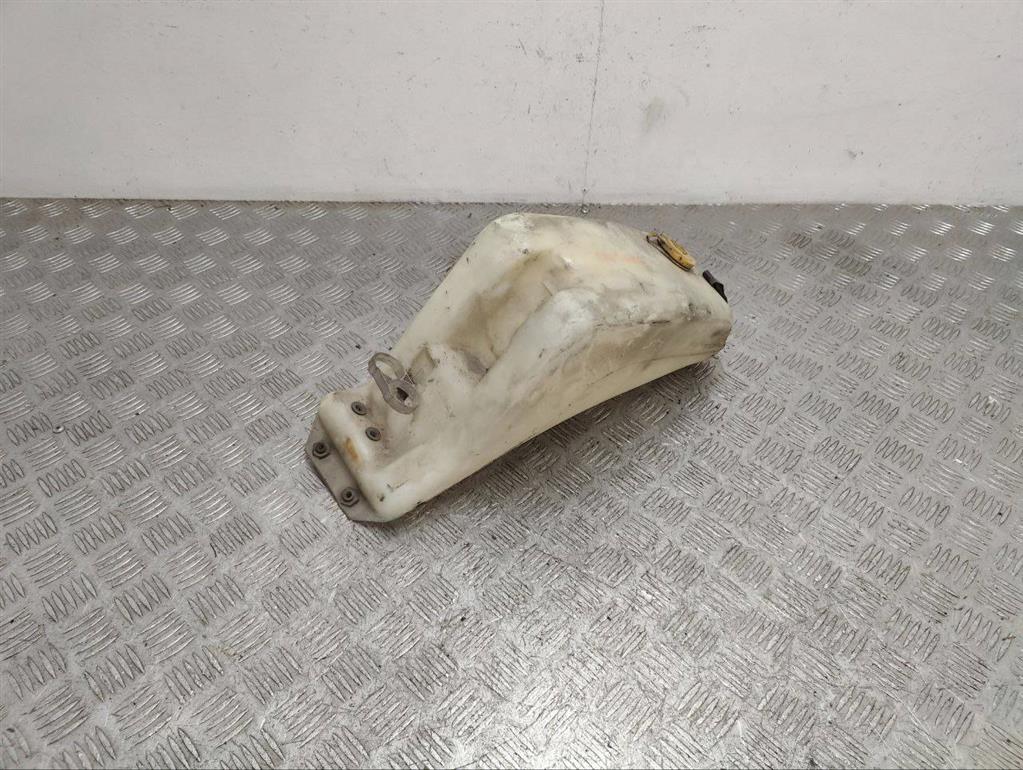 Бачок омывателя