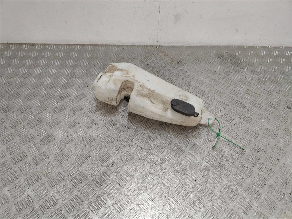 Бачок омывателя