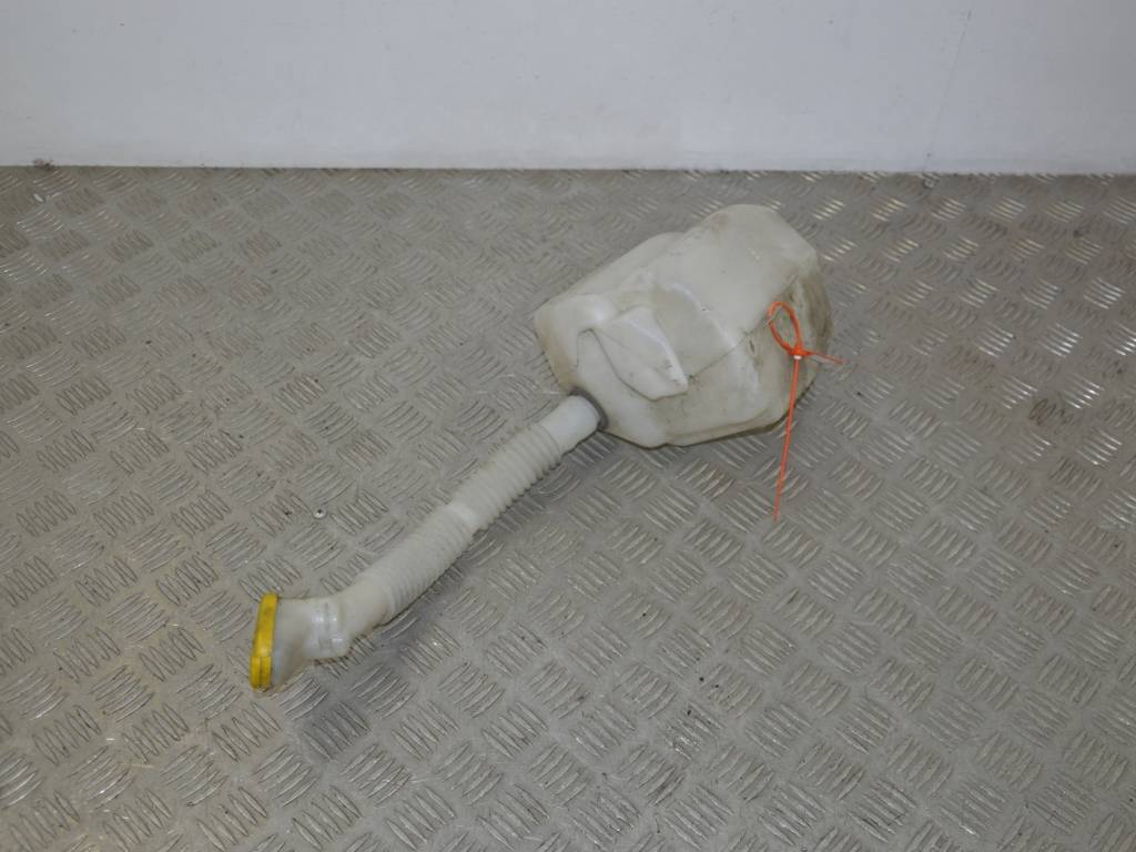 Бачок омывателя