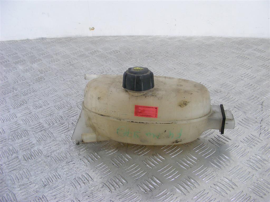 Бачок расширительный