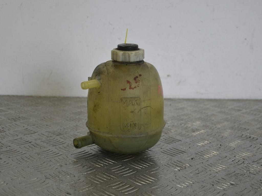 Бачок расширительный Renault Megane 1 (1996-2002) 7700839184