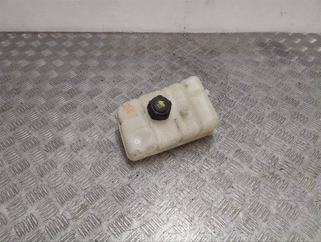 Бачок расширительный