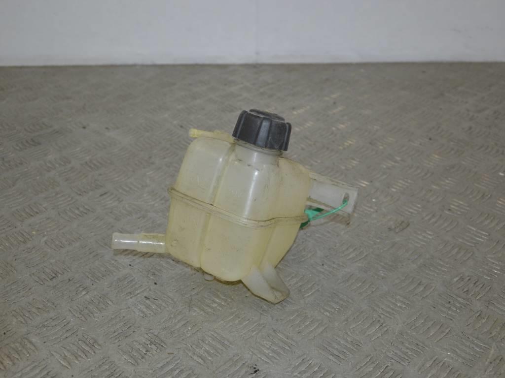 Бачок расширительный