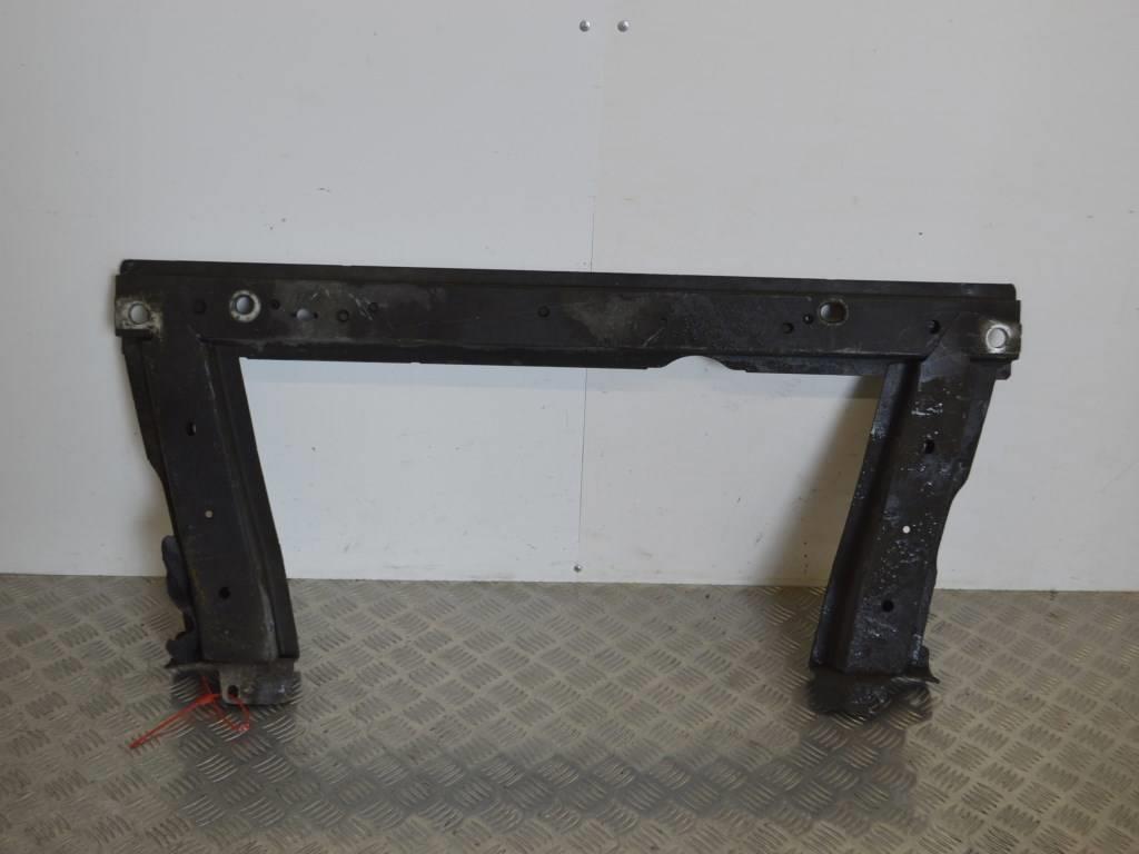 Балка под радиатор Renault Megane 2 (2002-2008) 8200197451