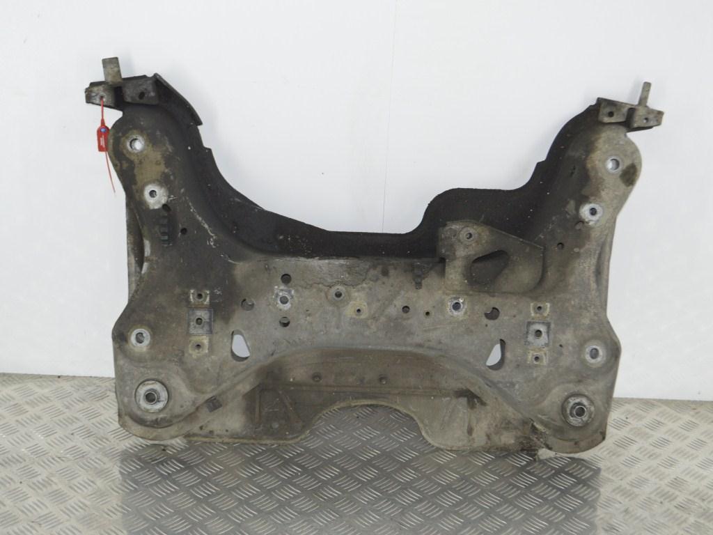 Балка подвески передняя (подрамник)