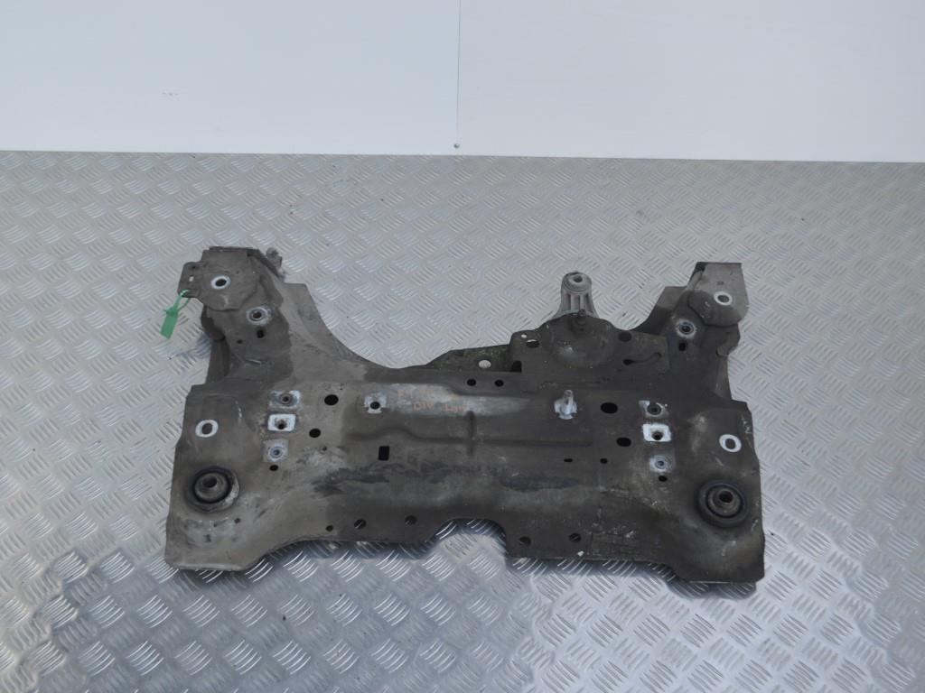 Балка подвески передняя (подрамник)