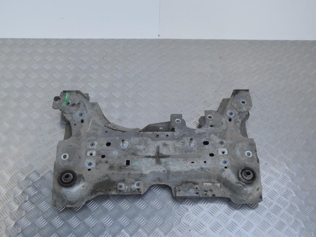 Балка подвески передняя (подрамник)