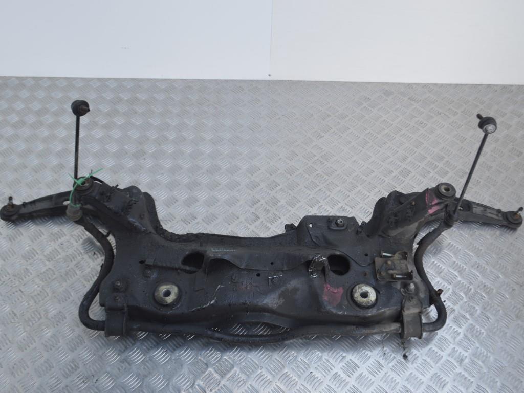 Балка подвески передняя (подрамник) Renault Safrane (1992-2000)