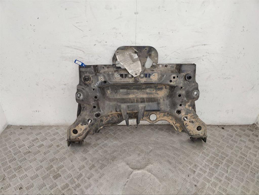 Балка подвески передняя (подрамник)