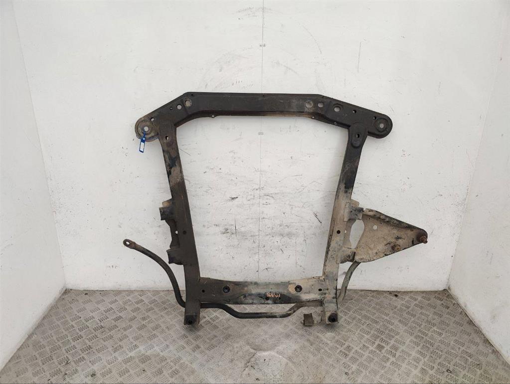 Балка подвески передняя (подрамник)