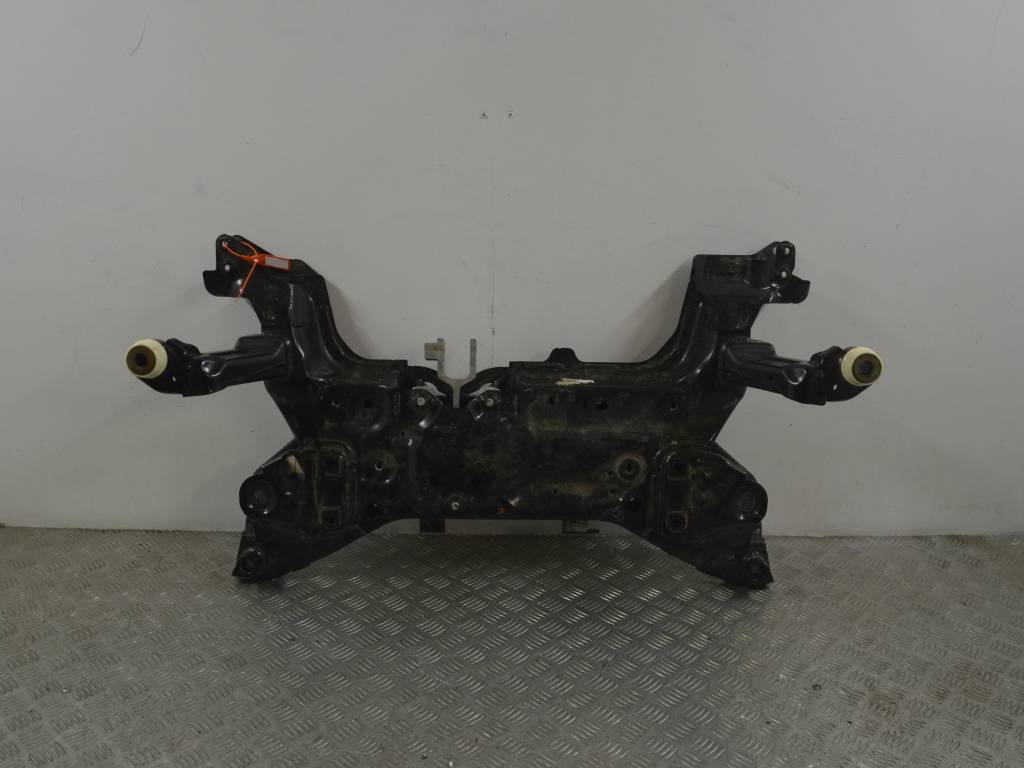 Балка подвески передняя (подрамник)