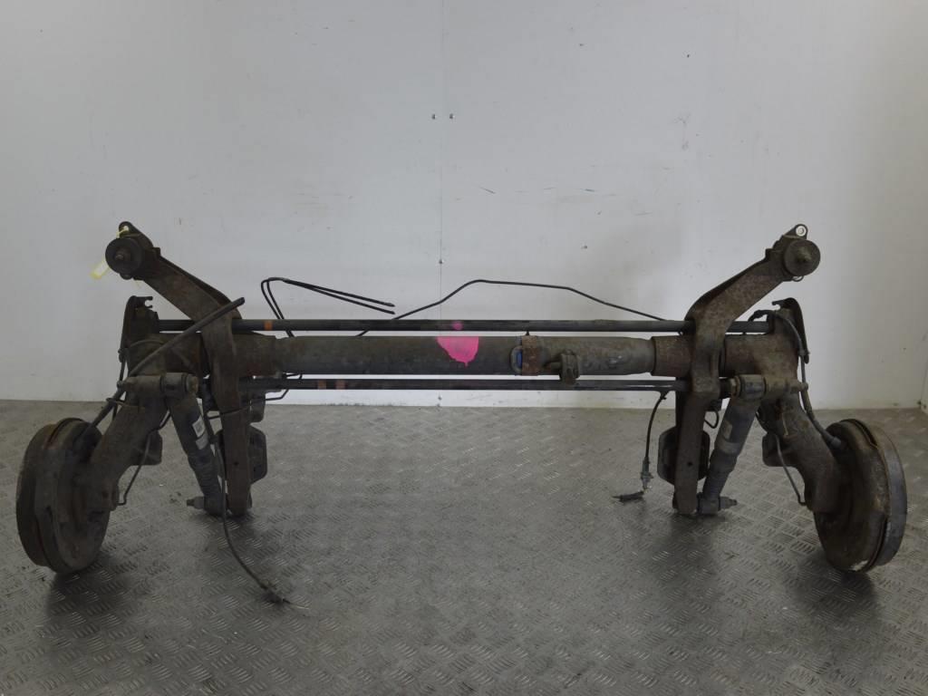 Балка подвески задняя Peugeot Partner (1996-2002)