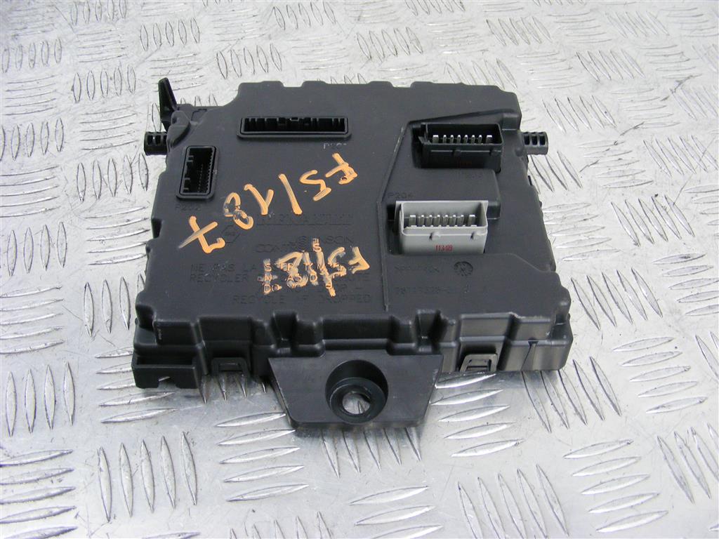 Блок комфорта Renault Kangoo 2 (2007-2019) 8200924038