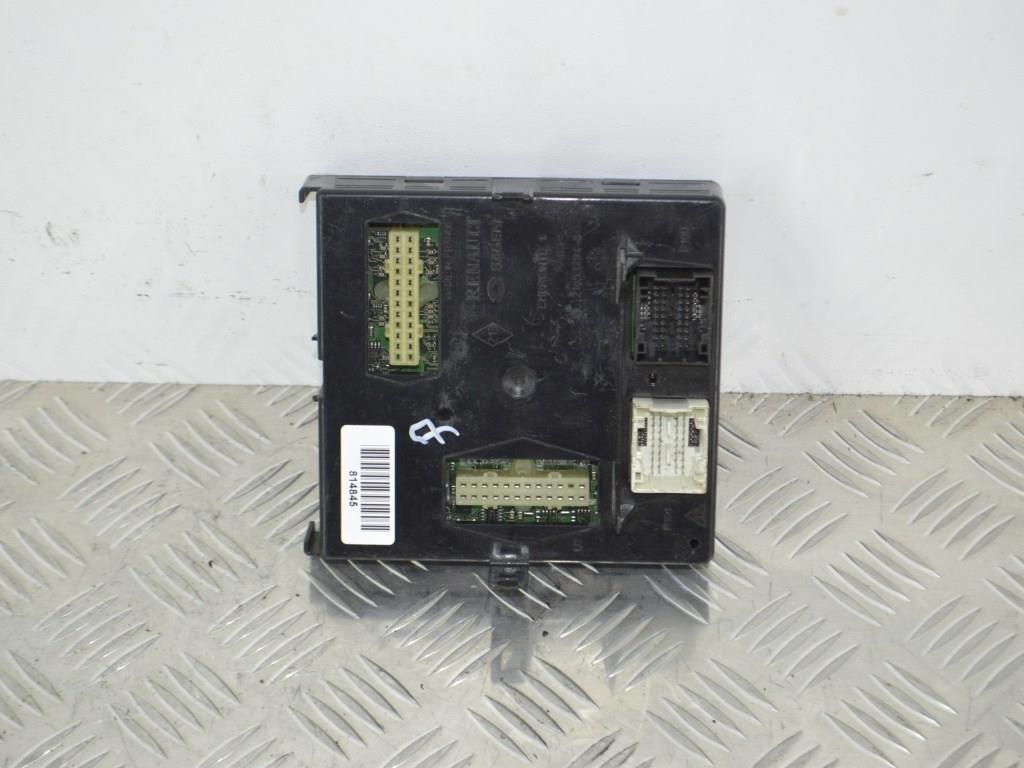 Блок предохранителей