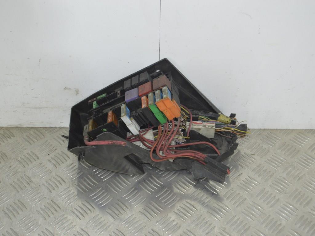 Блок предохранителей Renault Scenic 1 (1996-2003)