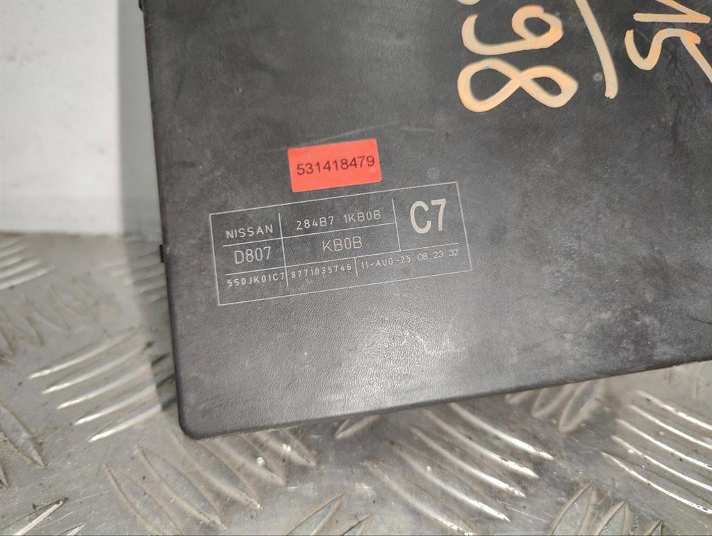 Блок предохранителей