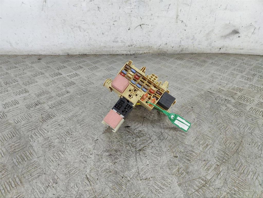 Блок предохранителей