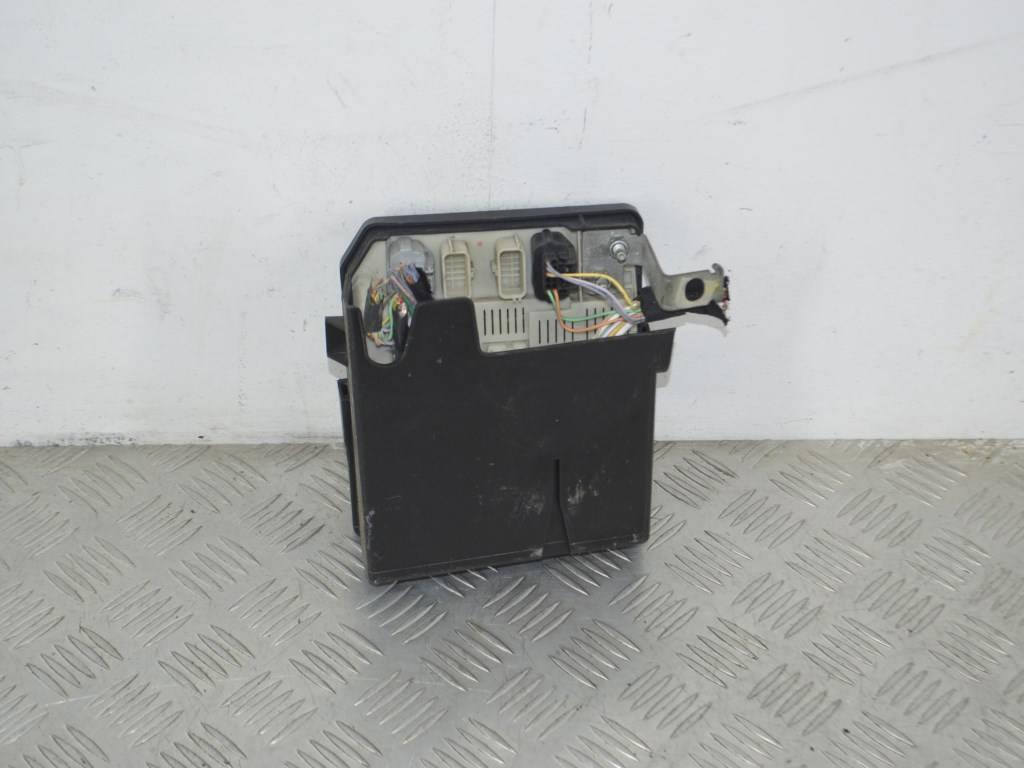 Блок предохранителей