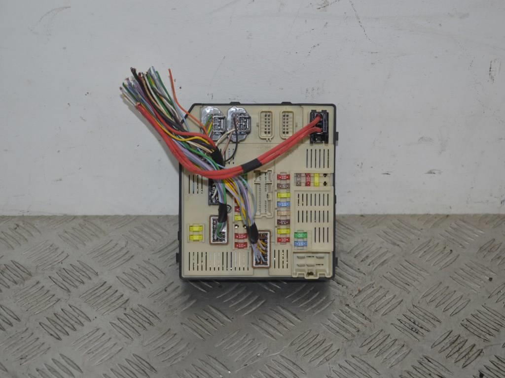 Блок предохранителей