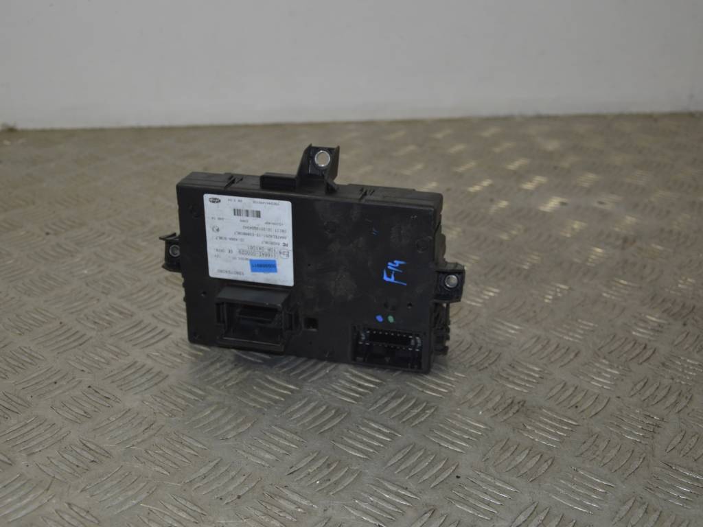 Блок предохранителей