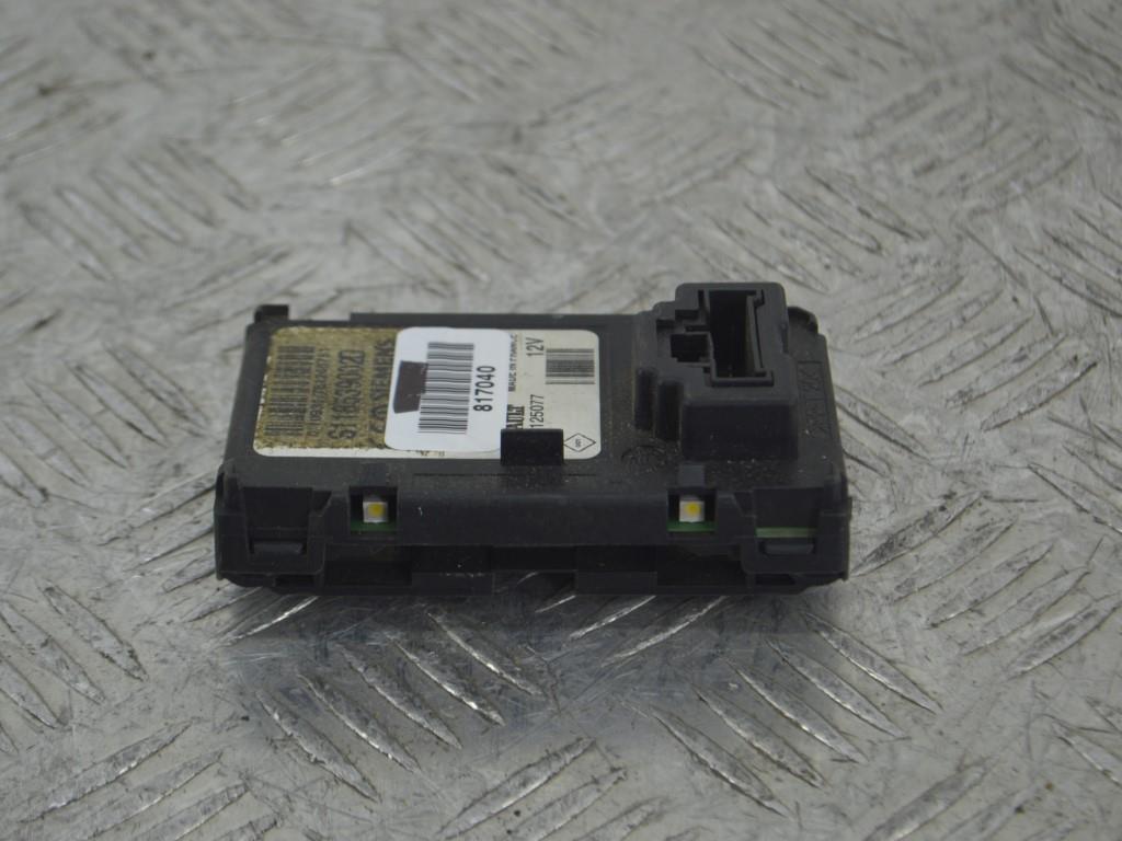 Блок считывания ключ-карты Renault Megane 2 (2002-2008) 8200125077, S118539002D