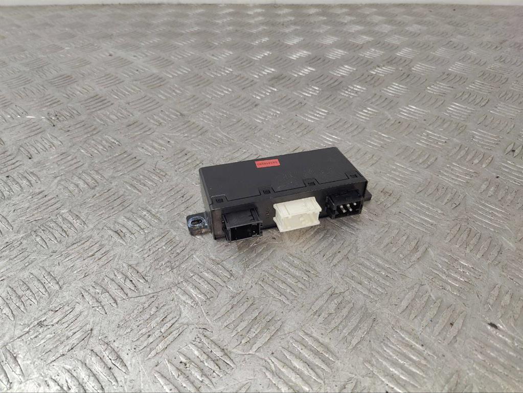 Блок управления двери передней правой