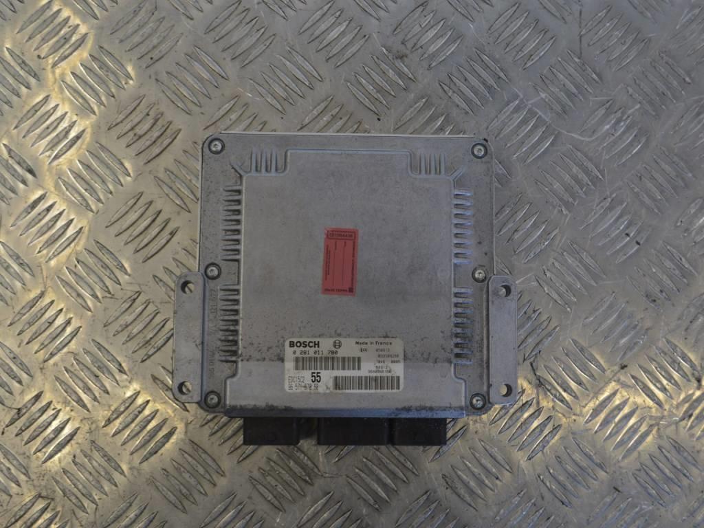 Блок управления двигателем Citroen C5 (2000-2008) 9657157080, 9640938180, 0281011780