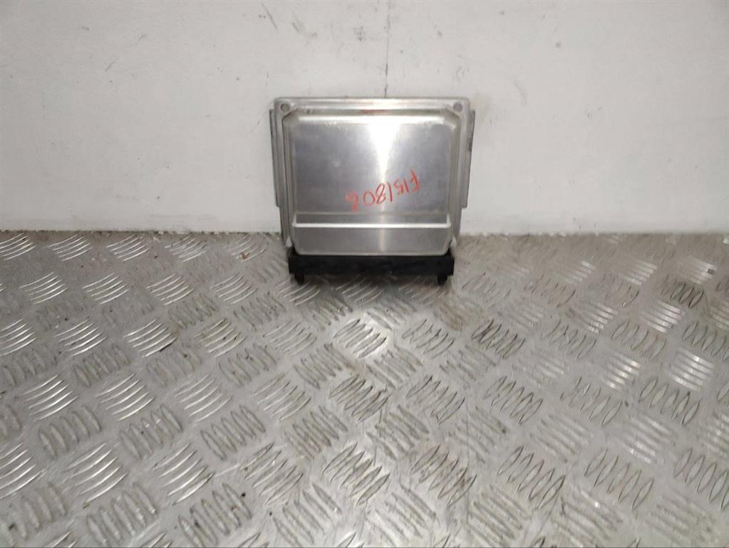 Блок управления двигателем