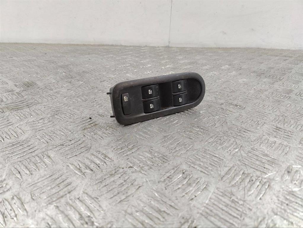 Блок управления стеклоподъемниками