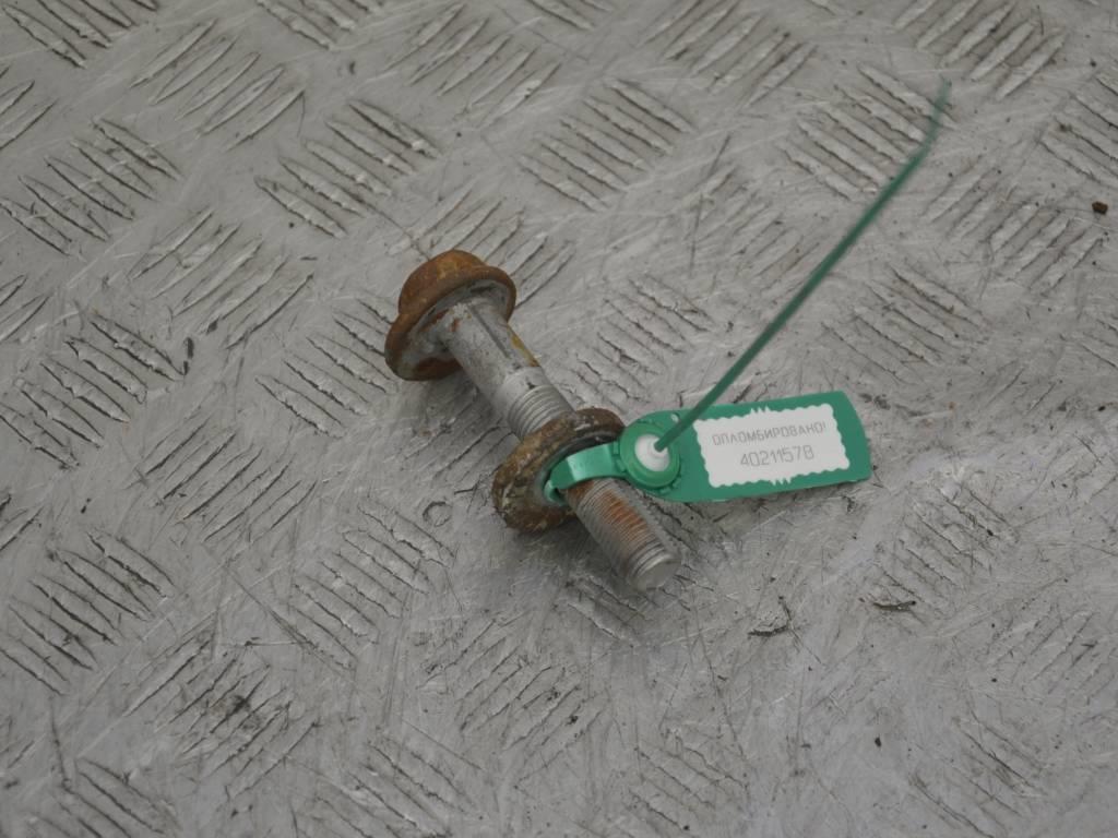 Болт развальный