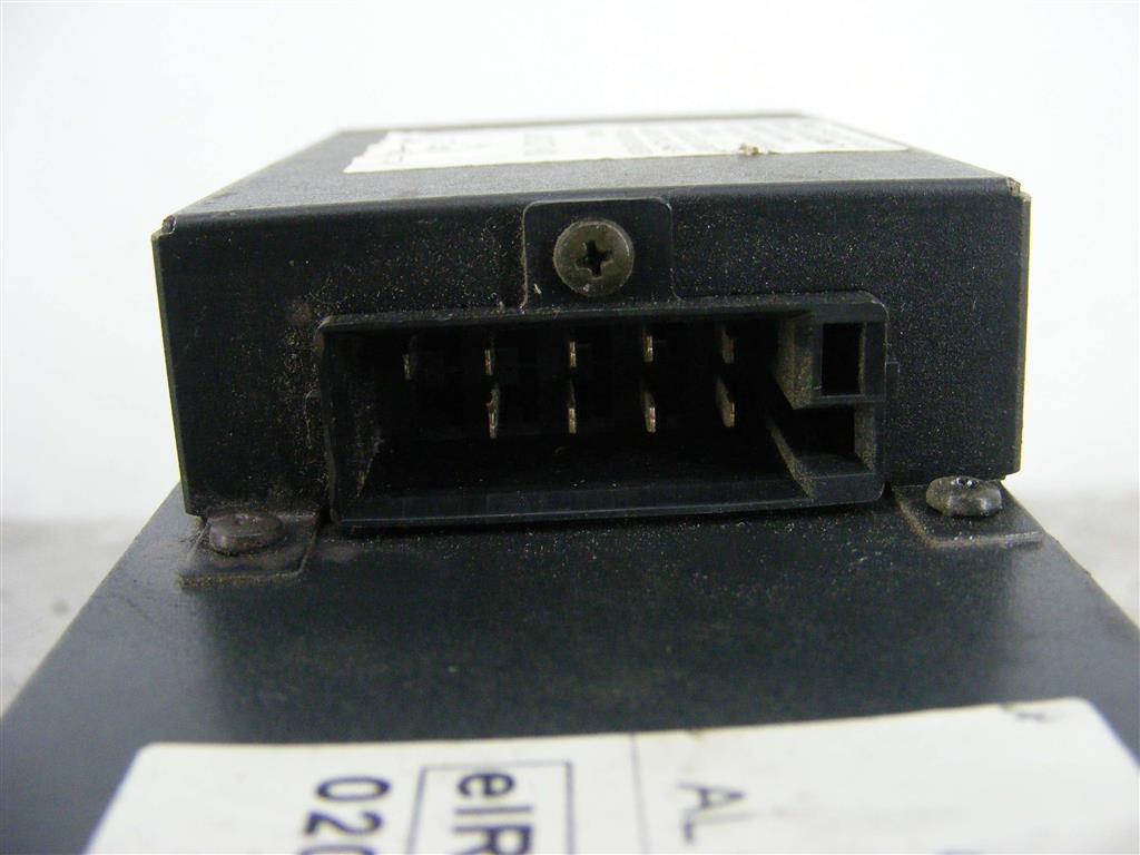 CD-чейнджер Renault Espace 4 (2003-2010) 8200207100