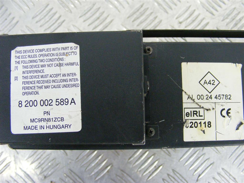 CD-чейнджер Renault Scenic 1 (1996-2003) 8200002589