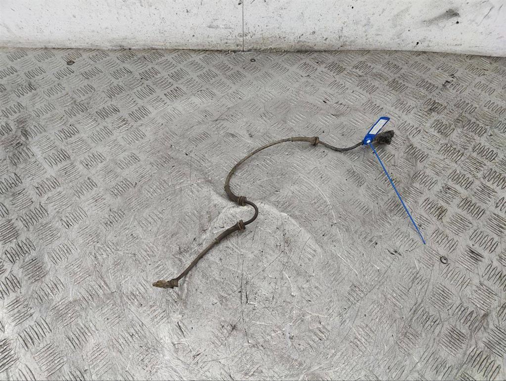 Датчик ABS передний