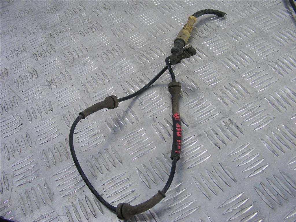 Датчик ABS задний