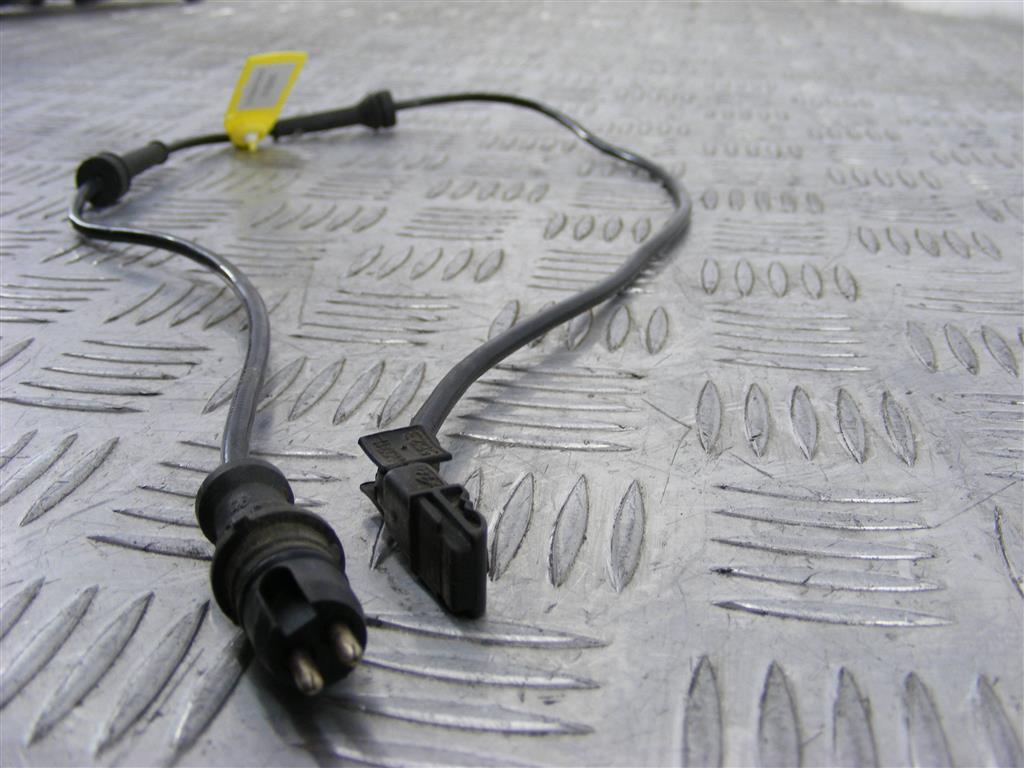 Датчик ABS Renault Megane 2 (2002-2008) 8200296571