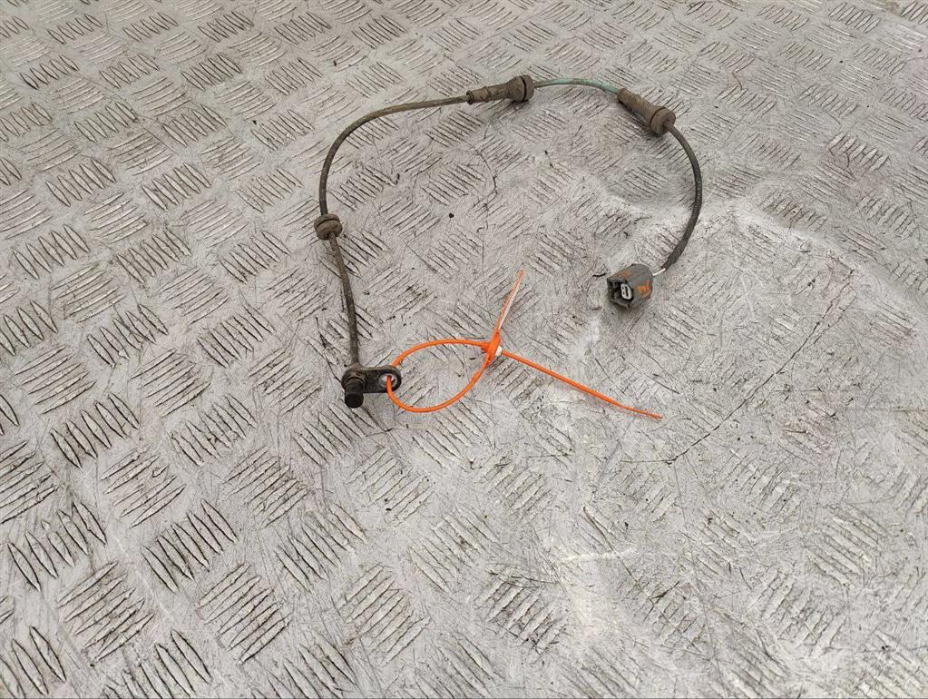 Датчик ABS задний