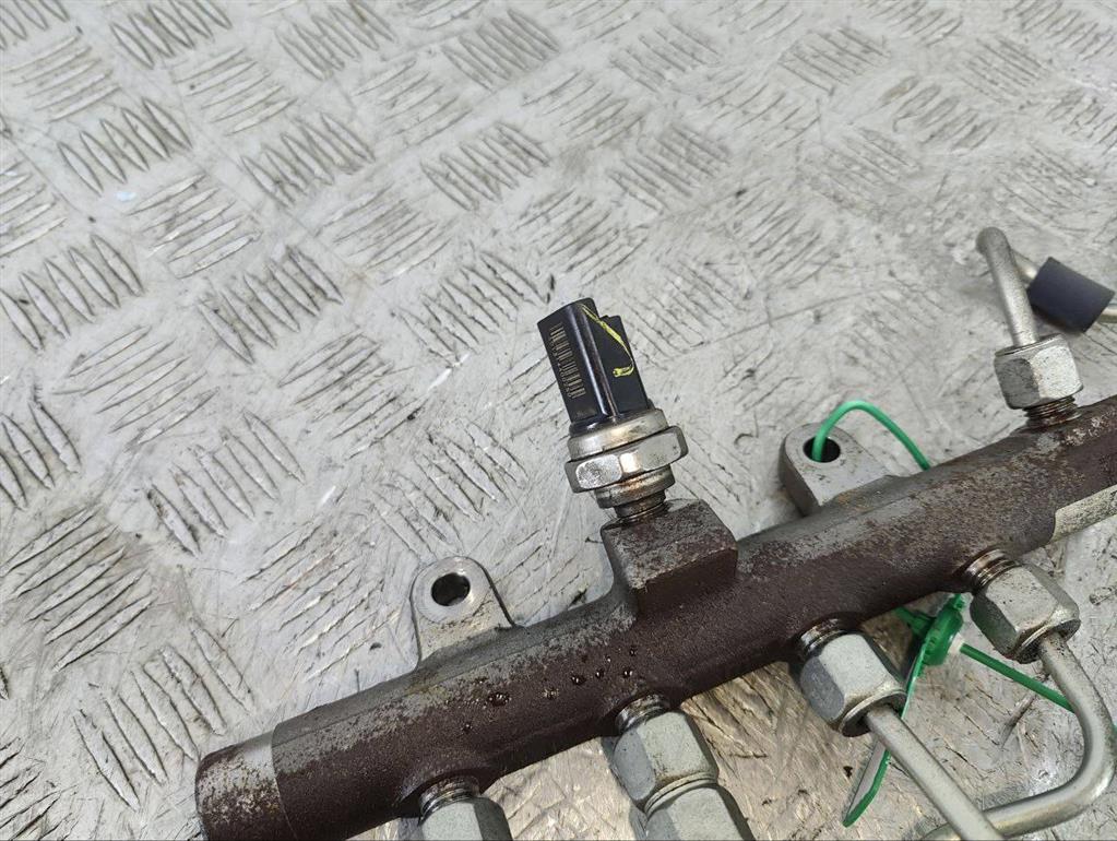 Датчик давления топлива