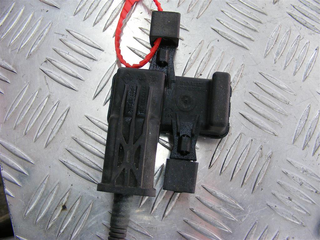 Датчик давления в шине Renault Espace 4 (2003-2010) 8200027883