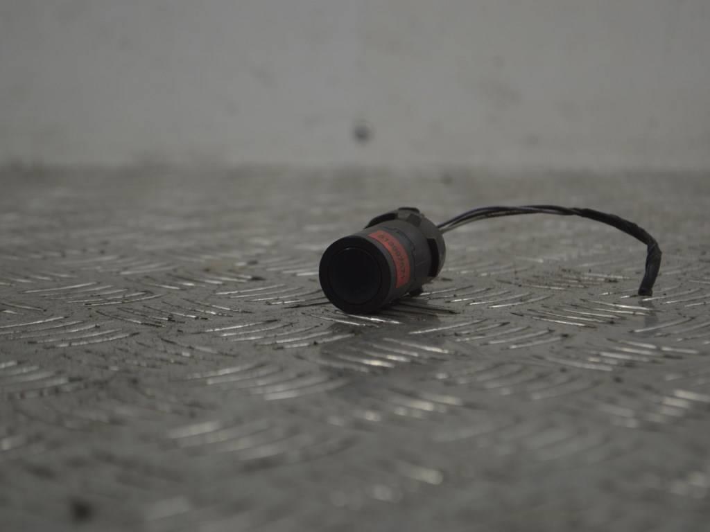 Датчик парктроника Renault Espace 4 (2003-2010) 8200138377