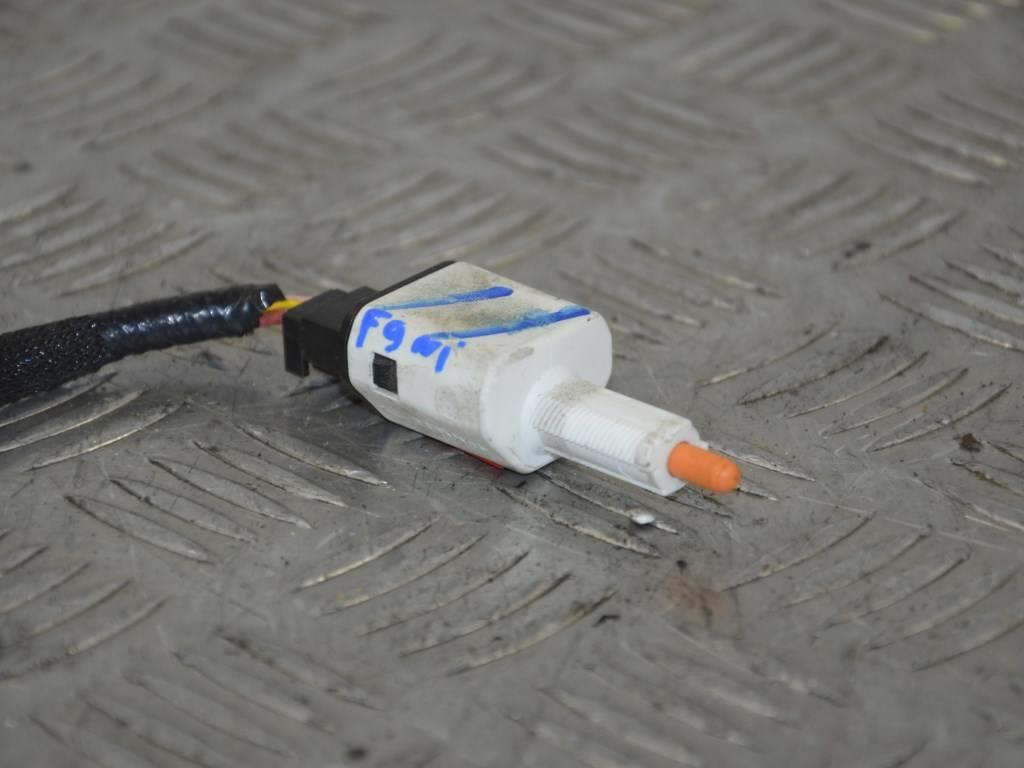 Датчик педали тормоза (лягушка)